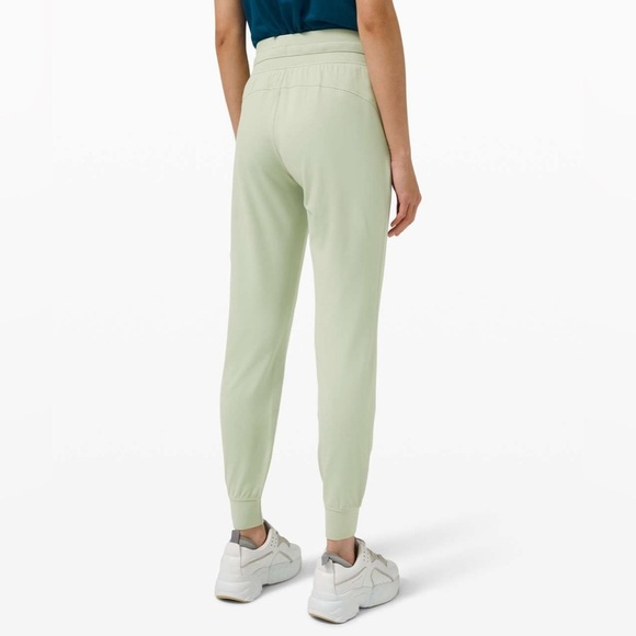 lululemon ready to rulu jogger 29” green fern size 4 - Picture 3 of 12